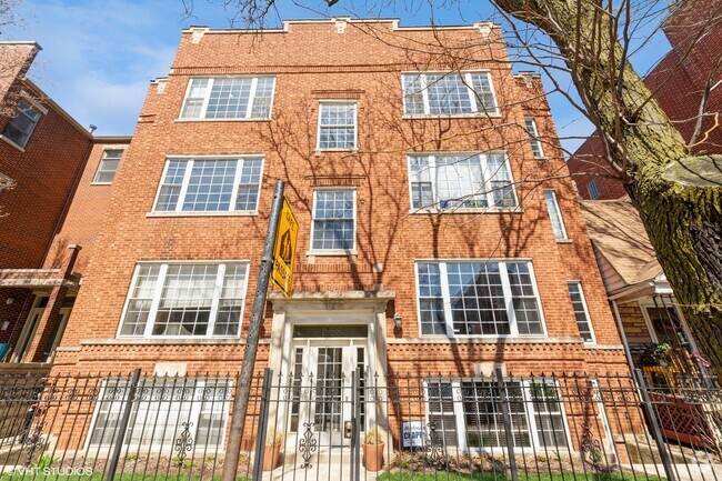 Building Photo - 1958 W Foster Ave Unit 2W Rental