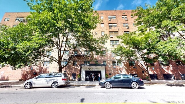Building Photo - 2545 Sedgwick Ave Unit 7C Rental