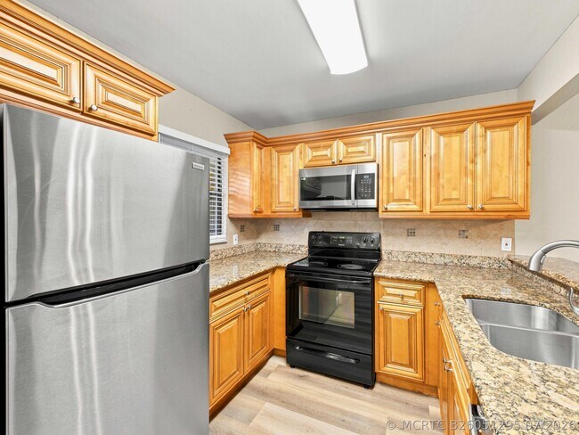 Building Photo - 1601 Balfour Point Dr Unit H