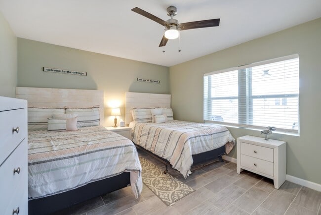 Photo - 5616 Pinetree Ave