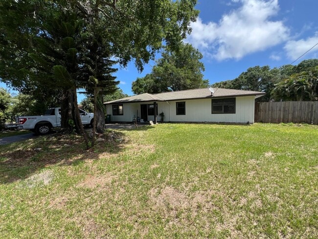 Photo - 2008 S 30th St House