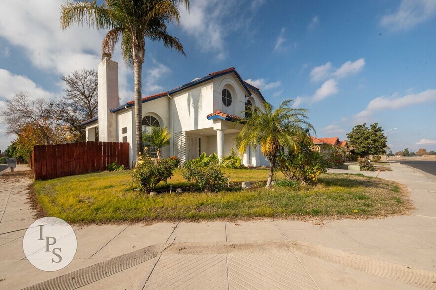 3676 Baron Ave