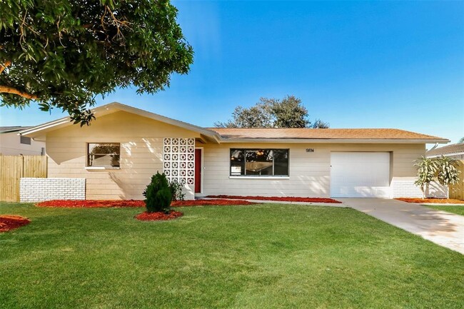 Photo - 9894 110th Ln N House