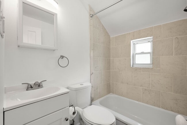 Photo - Stunning 2 bedroom home in Dormont available July 1!