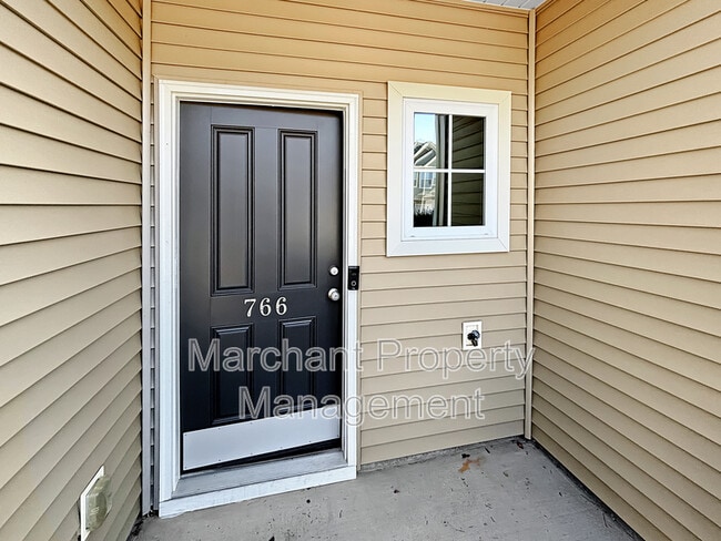 Photo - 766 Elmbrook Dr