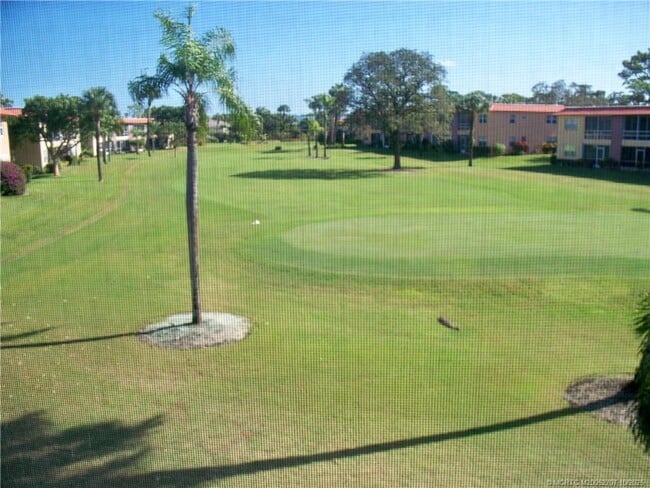 Building Photo - 1939 SW Palm City Rd Unit G