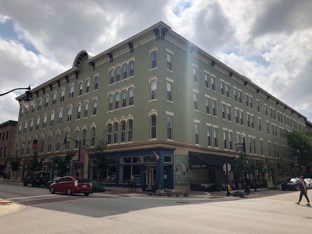 Building Photo - Historic Lahr Apartments
