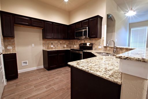 Photo - AVAILABLE NOW! Beautiful 3 Bedroom Luxury Townhome, Kyle, Texas!