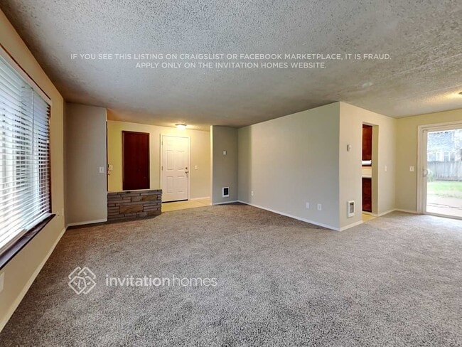 Photo - 711 17th St Pl NW