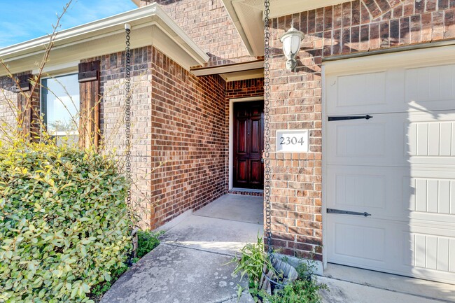 Photo - 2304 Abilene Ln