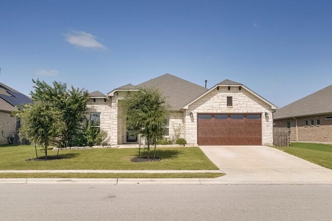 Building Photo - 5616 Monrovia Ln