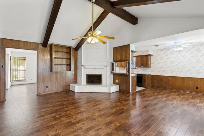 Photo - 9106 Sharpview Dr