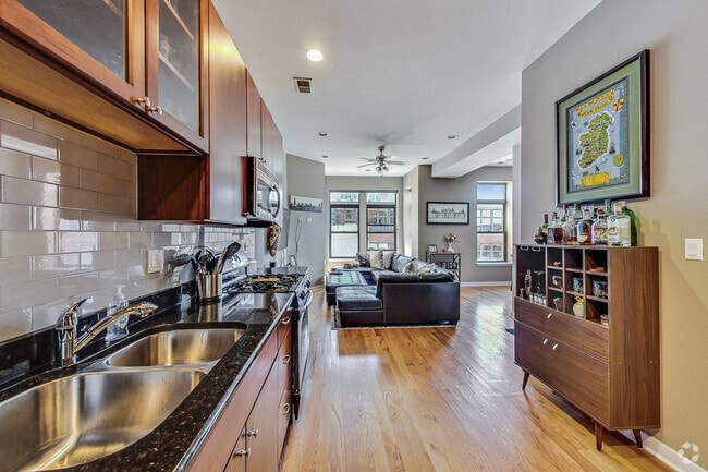 Building Photo - 1042 N Orleans St Unit 2 Rental