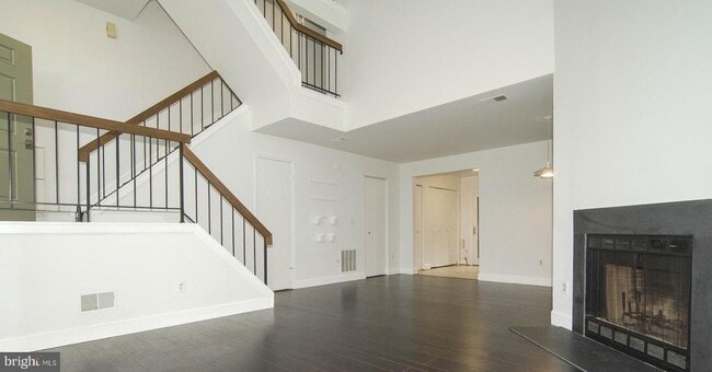 Photo - 3335 Oakshade Ct