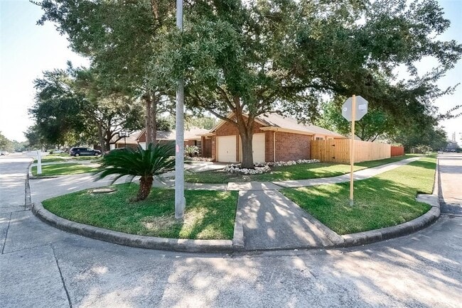 Photo - 22823 Williamschase Dr