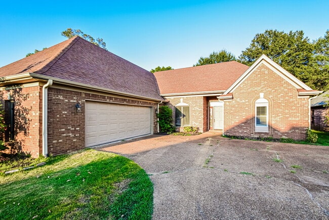 Building Photo - 7182 Golden Oaks Loop E Rental