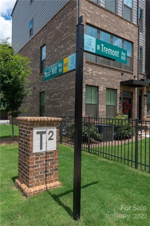 Photo - 436 W Tremont Ave