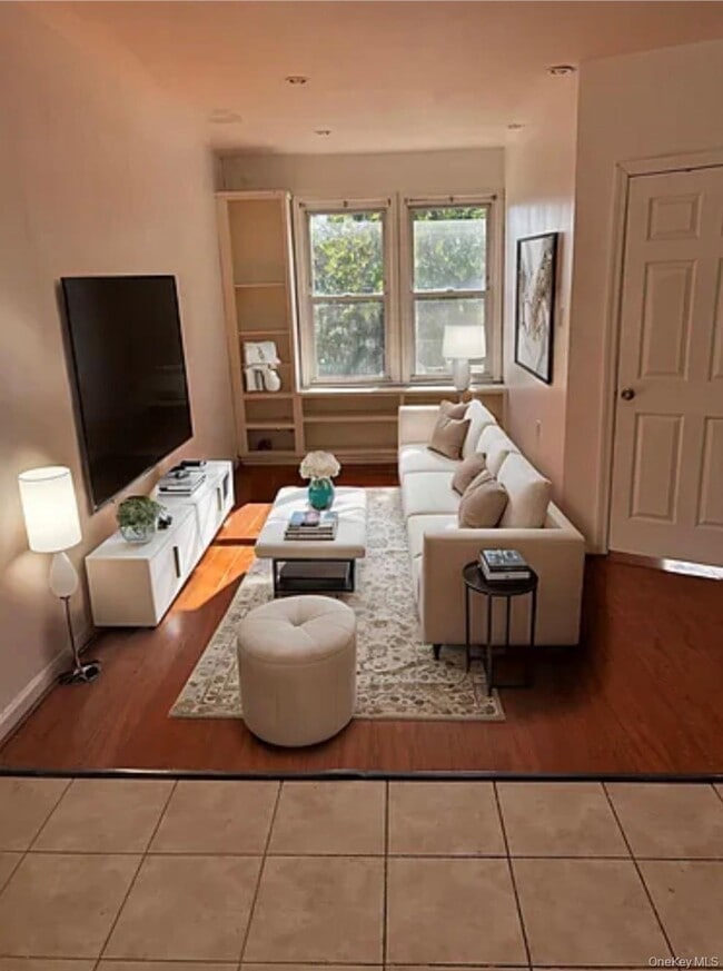 Photo - 1529 Gillespie Ave Unidad 2