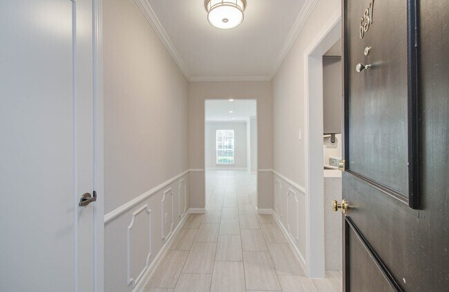 Photo - 355 N Post Oak Ln Unit 637