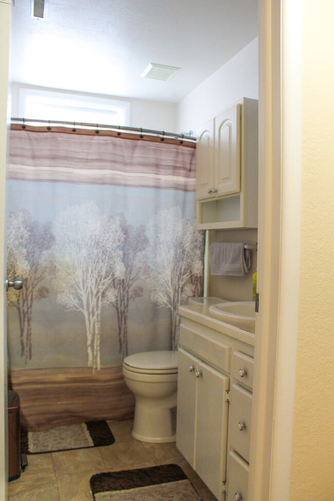 Photo - 1902 E Avenue D Unit 1902 and a half