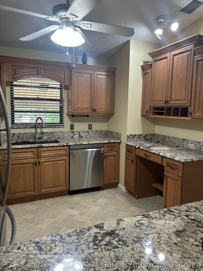Photo - 3001 SE Aster Ln Unit 908