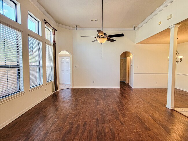 Photo - 3611 Cedar Flats Ln