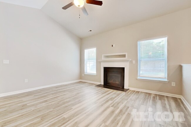 156 Lakemont Dr