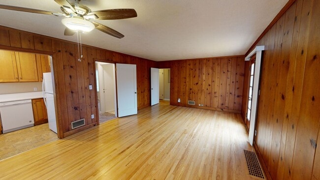 Photo - 3538 SW Barbur Blvd Unit A
