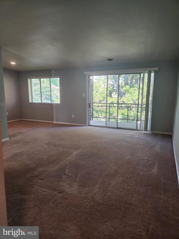 Photo - 10320 ROCKVILLE PIK Unit 401