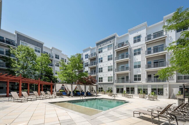 Atmark Cambridge - Courtyard