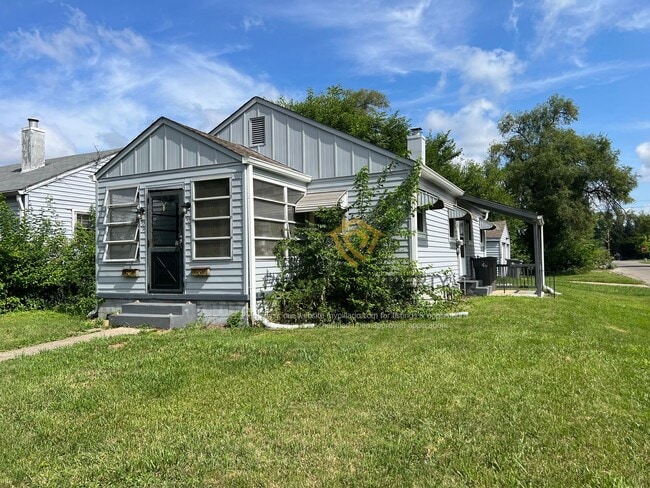 Building Photo - 5260-5262 Fletcher Avenue Unit 5262 Fletcher Ave.