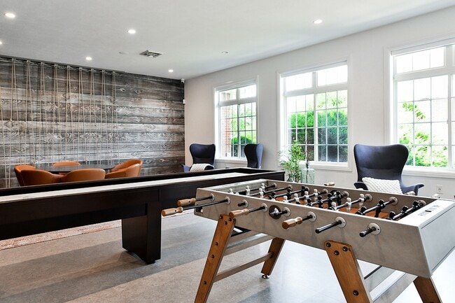 Photo - Lakeside Village Apartment Homes