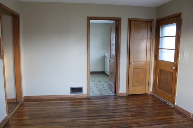 Photo - 907 N Grant St