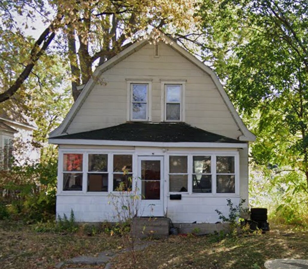 Newly Renovated Single Family Home - GREAT... - Newly Renovated Single Family Home - GREAT...