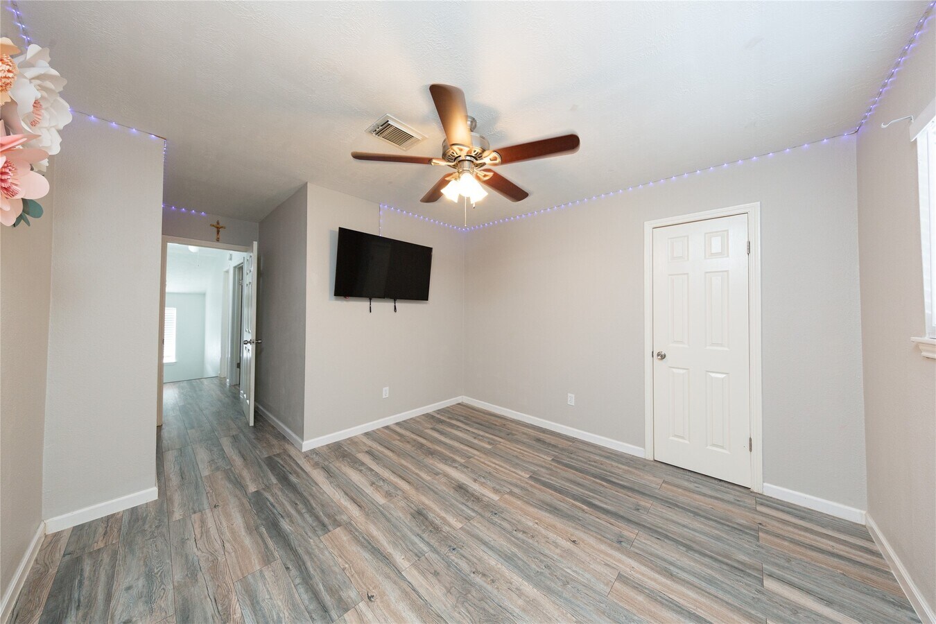 Photo - 11003 Kirkmead Dr