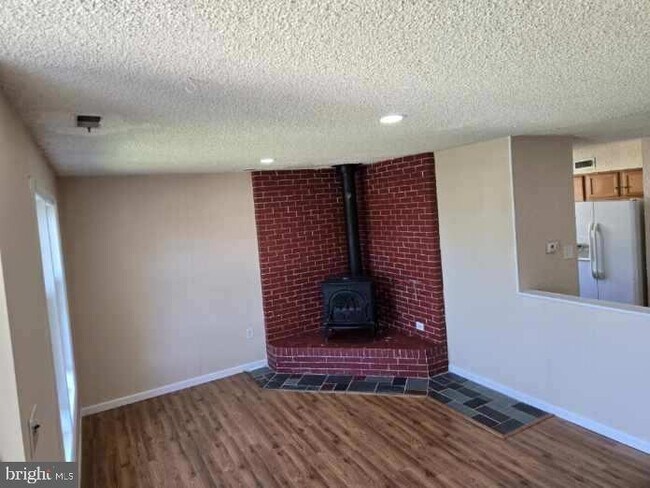 Photo - 21 Aldeberan Dr