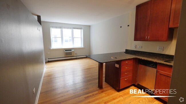 Building Photo - 625 W Wrightwood Ave Unit Studio Rental