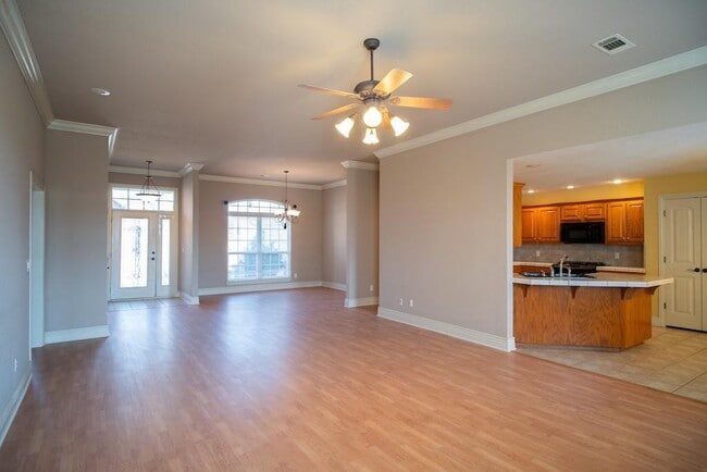 Photo - 599 Rocky Crossing