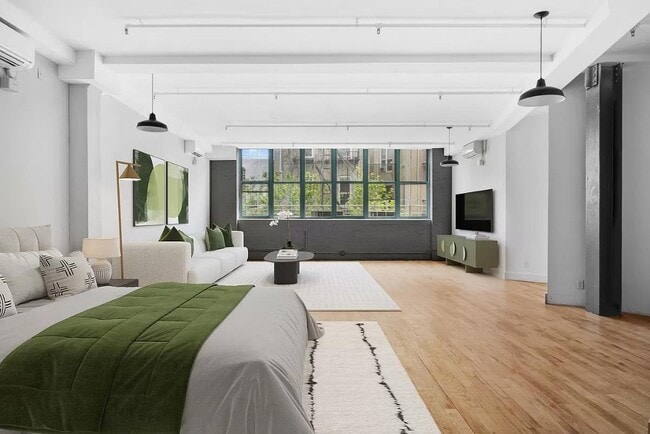 239 Banker St Unit 3H