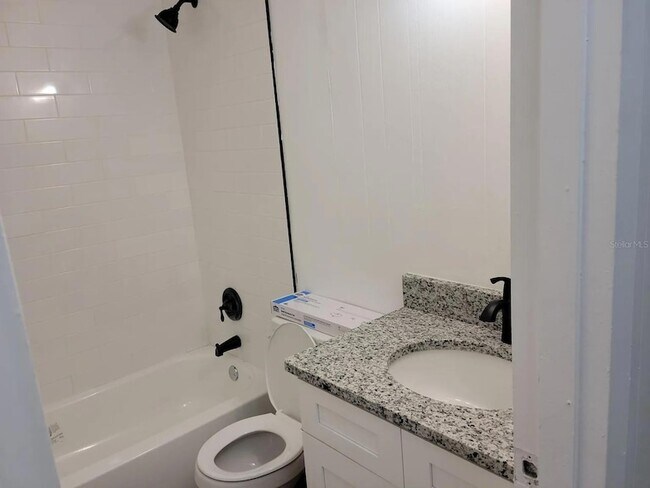 Photo - 909 W Circle St