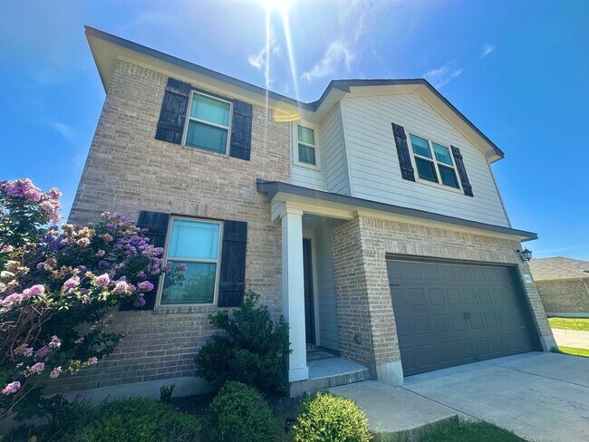 Building Photo - 4 Bed 2.5 Bath in Manor Tx! Rental