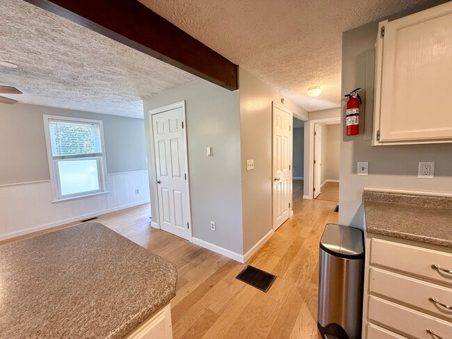 Photo - 50 Buttonwood Rd