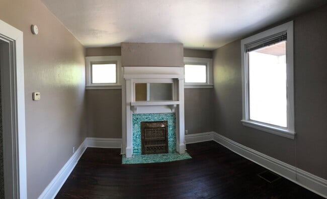 Photo - 1714 Dagmar Ave