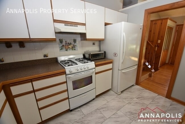 Photo - 804 Pin Oak Rd