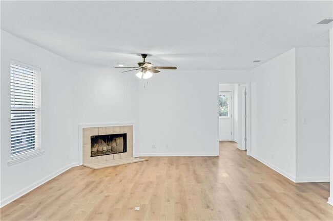 Photo - 509 Cedar St