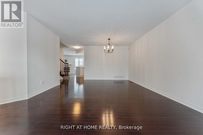 Photo - 104 B Craig Henry Dr