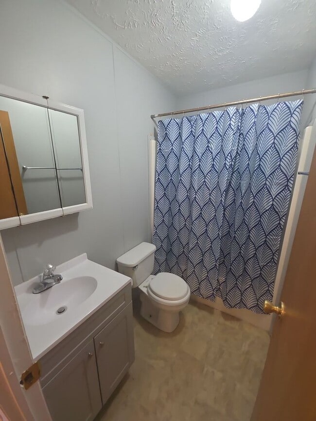 Photo - 2-Bedroom, 2-Bath Mobile Home with Front and Back Porches in Sparta