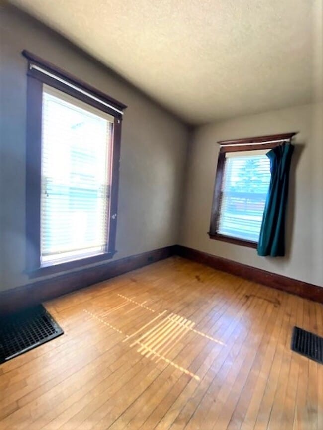 Photo - 8 S Jefferson St Unit 8 S. Jefferson St