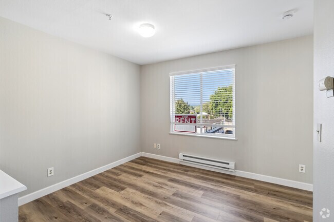 Studio - 462SF