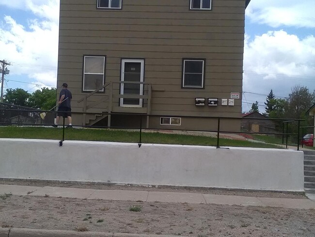 Photo - 113 W 9th St Unidad apt 3